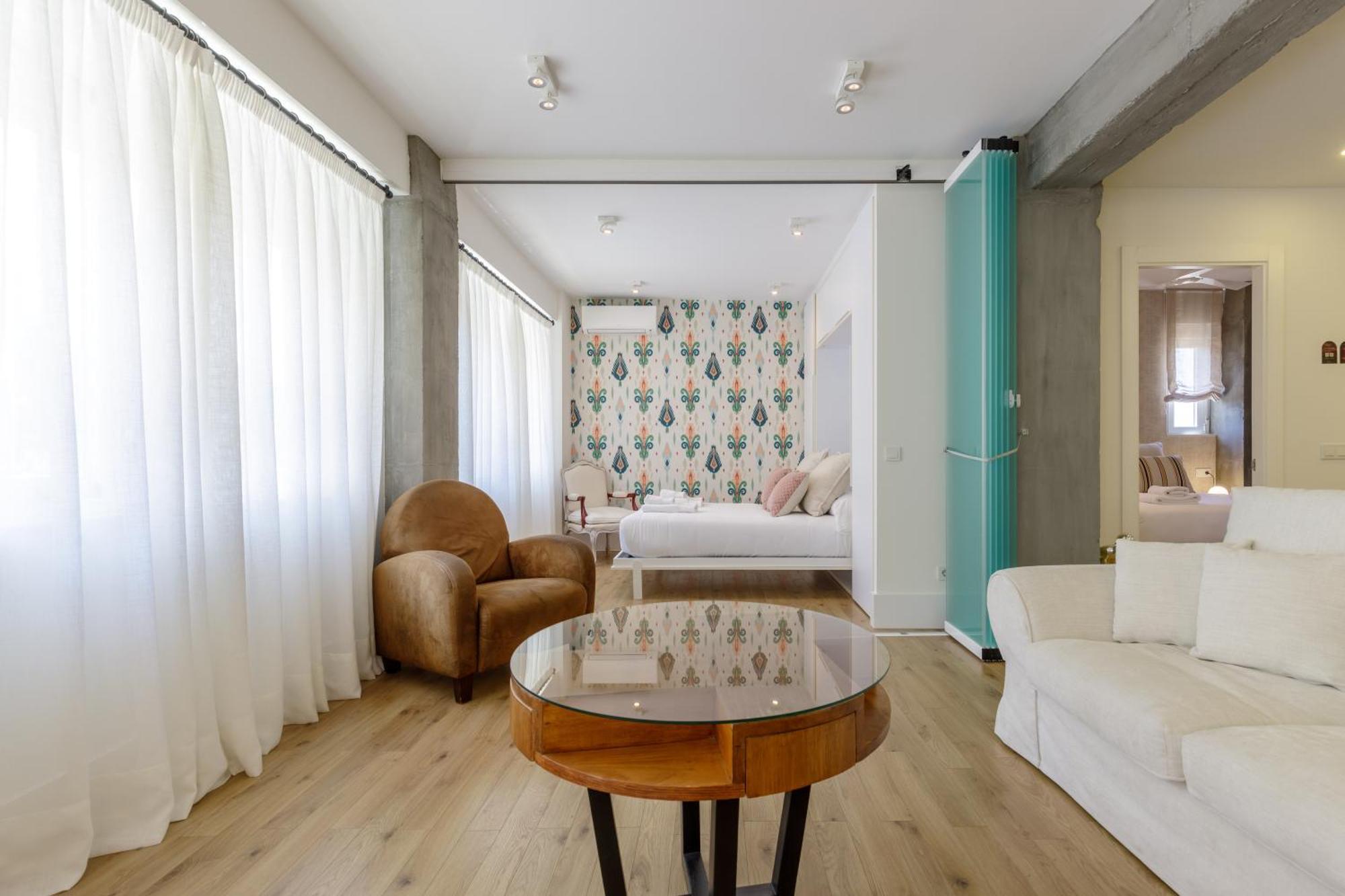 Six Apartments By Caleta Homes Málaga Eksteriør billede
